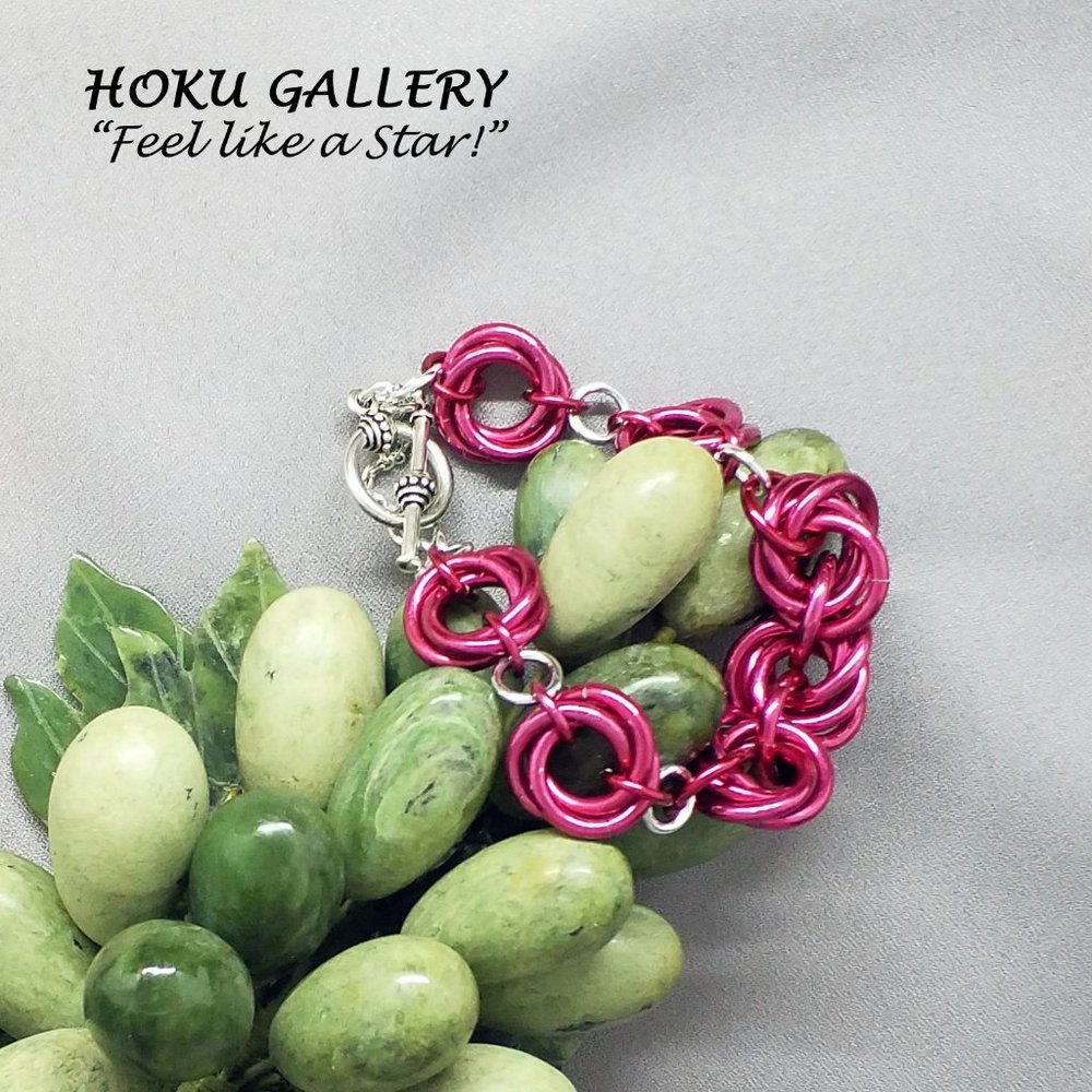 NWOT Chainmaille Bracelet!!  Mobius weave in Rose Anodized Aluminum Rings, 8"